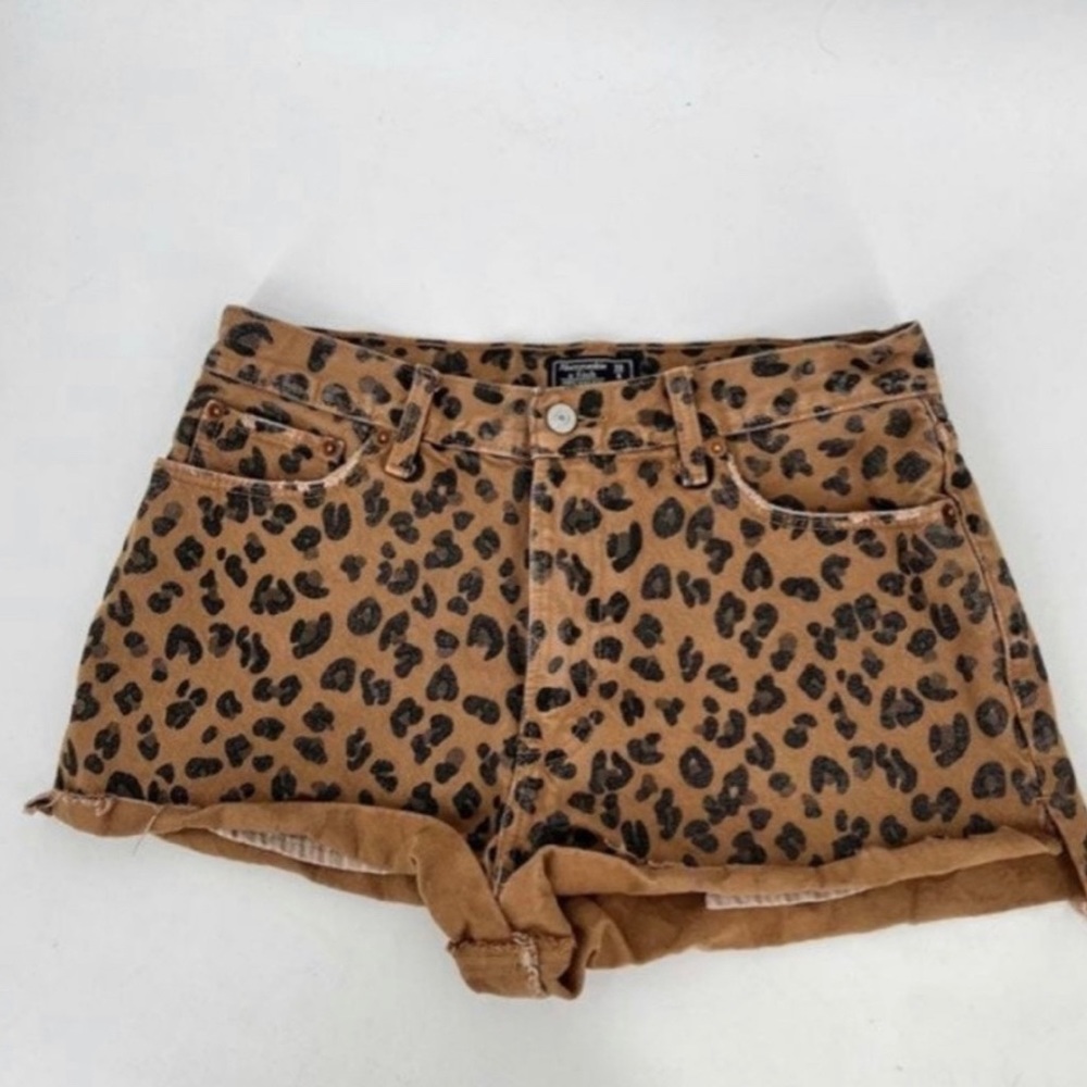 Abercrombie & Fitch high rise shorts, size 29/8, cheetah